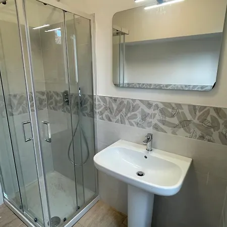 Lakeside Gem In Appartement